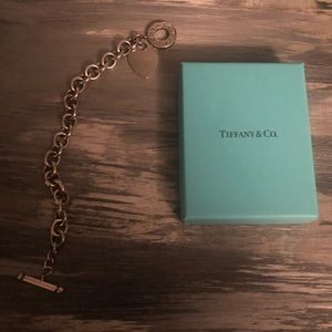 Heart toggle bracelet